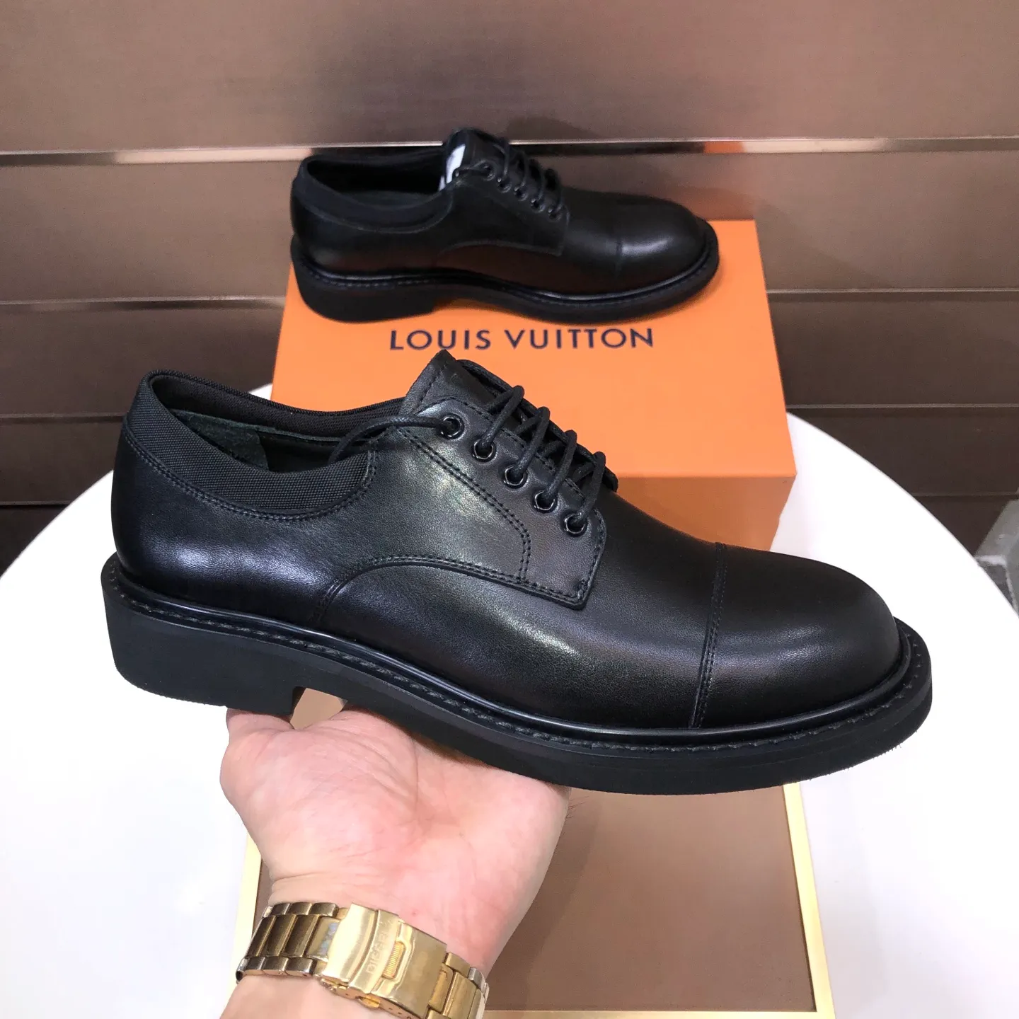 Men's men's shoes 💰660💰[LOUIS VUITTON] (original order) new style 🍀LV Louis Vuitton * - top version of LV classic leather shoes! Made of imported original single cowhide, original leather side strips and wear-resistant rubber outsole! High quality products! Code number 39-44 (38.45 customized)